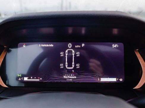 New 2025 Jeep Grand Cherokee L Altitude image 25