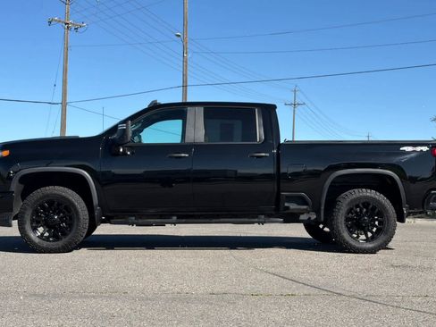 Used 2020 Chevrolet Silverado 2500 Custom w/ Custom Value Package AWD/4WD image 5