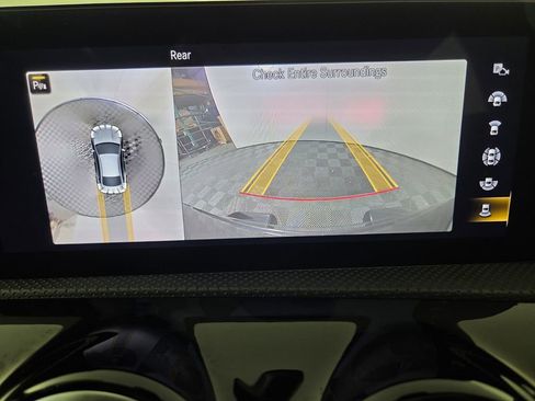 Used 2022 Mercedes-Benz CLA 250 image 13