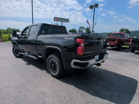 Used 2024 Chevrolet Silverado 2500 LT w/ Convenience Package AWD/4WD image 15
