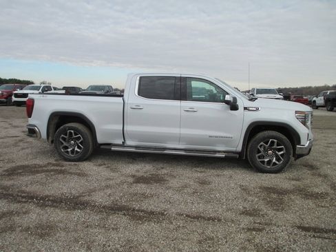 New 2026 GMC Sierra 1500 SLT w/ SLT Premium Plus Package image 3