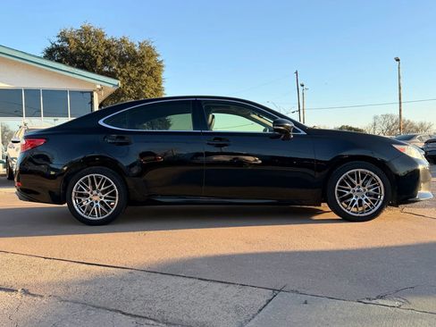 Used 2015 Lexus ES 350 image 2