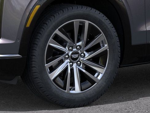 New 2026 Cadillac Vistiq Luxury w/ LPO, Floor Liner Package image 9