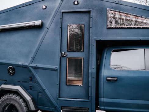 Used 2022 Ford F550 4x4 Crew Cab Super Duty w/ Power Equipment Group image 97