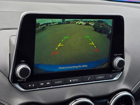Used 2024 Nissan Sentra SV FWD image 5