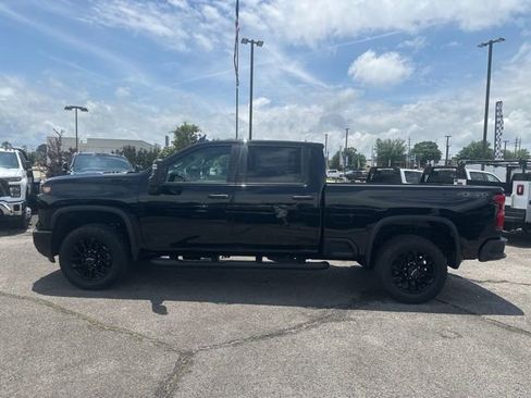 New 2026 Chevrolet Silverado 2500 Custom w/ Custom Value Package AWD/4WD image 6