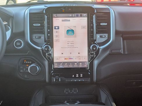 New 2026 RAM 1500 Big Horn AWD/4WD image 28