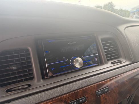 Used 2006 Mercury Grand Marquis LS RWD image 13