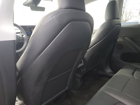 Used 2024 Tesla Model Y Performance image 30