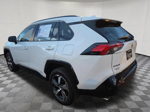 Used 2025 Toyota RAV4 SE AWD/4WD image 5