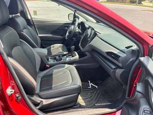 Certified 2025 Subaru Crosstrek 2.5i Limited w/ Crosstrek Mirror Package AWD/4WD image 23
