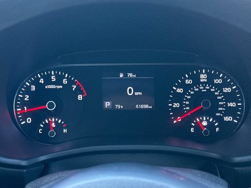 Used 2022 Kia Soul LX FWD image 23