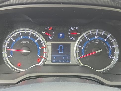 Used 2016 Toyota 4Runner SR5 image 28