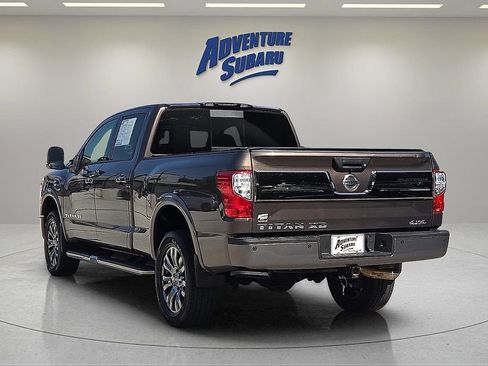Used 2018 Nissan Titan Platinum Reserve w/ Platinum Utility Package AWD/4WD image 5