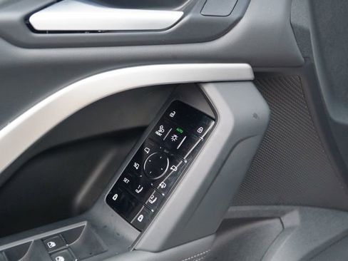 Used 2025 Audi Q5 Premium Plus w/ Premium Plus image 16