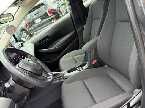 Used 2024 Toyota Corolla LE FWD image 11
