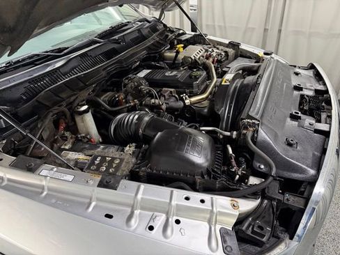 Used 2018 RAM 3500 Tradesman w/ Chrome Appearance Group image 19