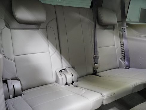 Used 2020 GMC Yukon SLT w/ Open Road Package RWD image 20