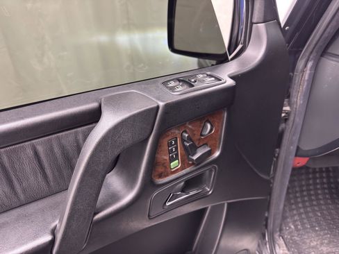 Used 2002 Mercedes-Benz G 500 image 25