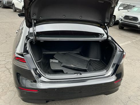 Used 2023 Honda Accord EX-L image 25