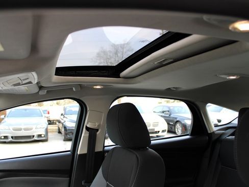 Used 2014 Ford Focus SE image 20