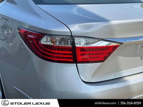 Used 2013 Lexus ES 350 w/ Luxury Pkg FWD image 10