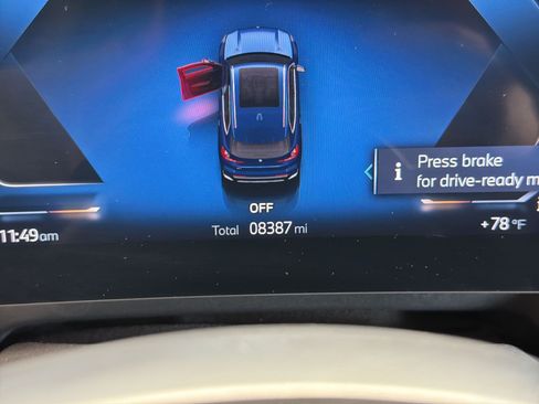 Used 2025 BMW X1 xDrive28i w/ Technology Package image 24