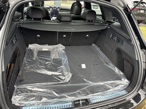Used 2026 Mercedes-Benz GLC 300 4MATIC image 24