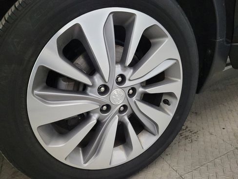 Used 2019 Buick Encore Preferred w/ Safety Package image 31