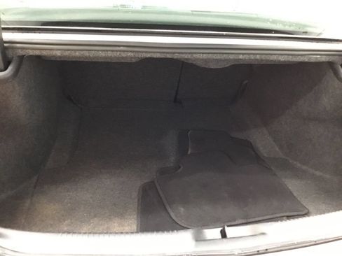 Used 2023 Chrysler 300 Touring RWD image 13