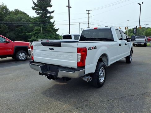 Used 2022 Ford F250 XL w/ Power Equipment Group AWD/4WD image 5