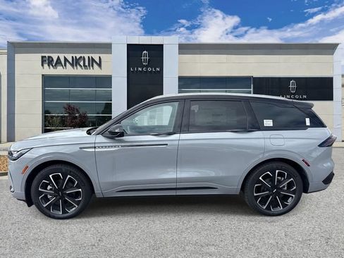New 2026 Lincoln Nautilus Reserve AWD/4WD image 4
