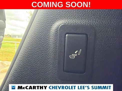 Used 2022 Cadillac Escalade Sport Platinum w/ Heavy-Duty Trailer Package AWD/4WD image 46