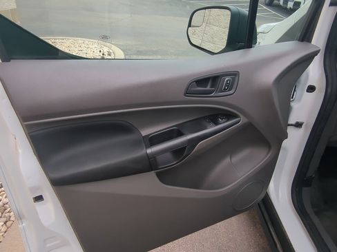 Used 2023 Ford Transit Connect XL image 12