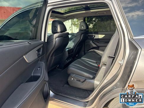 Used 2023 Acura MDX w/ Technology Package FWD image 25