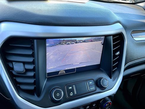 Used 2023 GMC Acadia SLE w/ Driver Convenience Package AWD/4WD image 19
