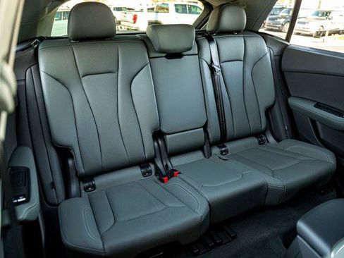 Certified 2025 Audi Q8 Premium Plus w/ Premium Plus Package image 23