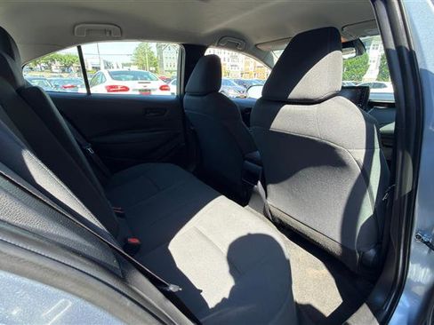 Used 2022 Toyota Corolla LE FWD image 15
