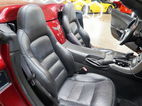 Used 2007 Chevrolet Corvette Coupe w/ Preferred Equipment Group RWD image 51