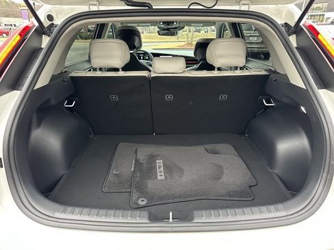 Used 2023 Kia Niro EX Touring image 23