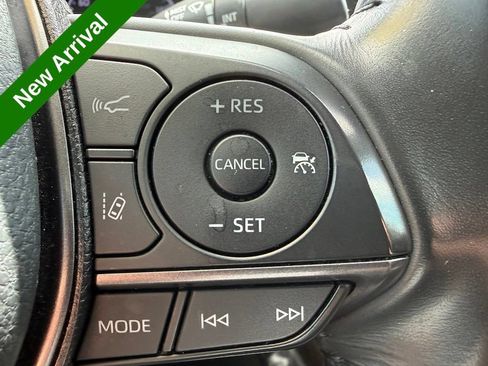 Used 2023 Toyota Camry SE FWD image 12