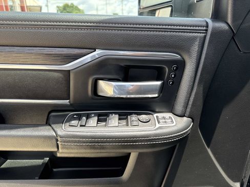 Used 2024 RAM 2500 Laramie w/ Night Edition AWD/4WD image 19