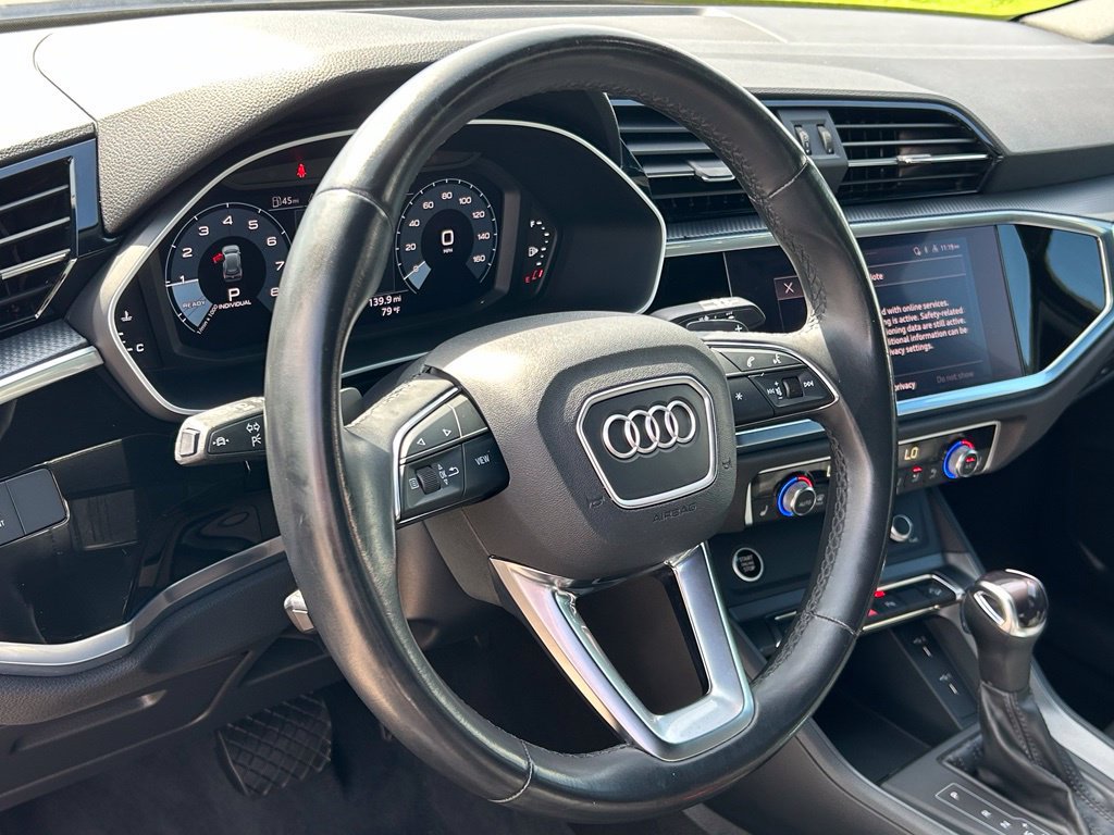 Used 2022 Audi Q3 2.0T Premium Plus AWD/4WD image 17