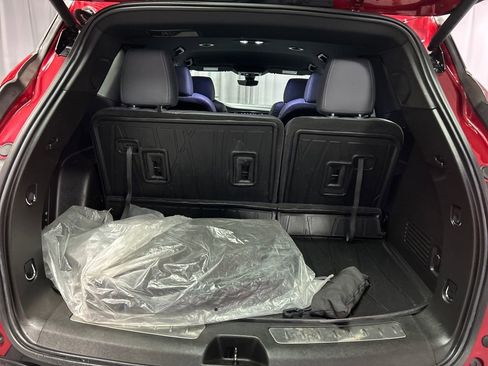 Used 2023 Buick Enclave Premium w/ LPO, Floor Liner Package AWD/4WD image 25
