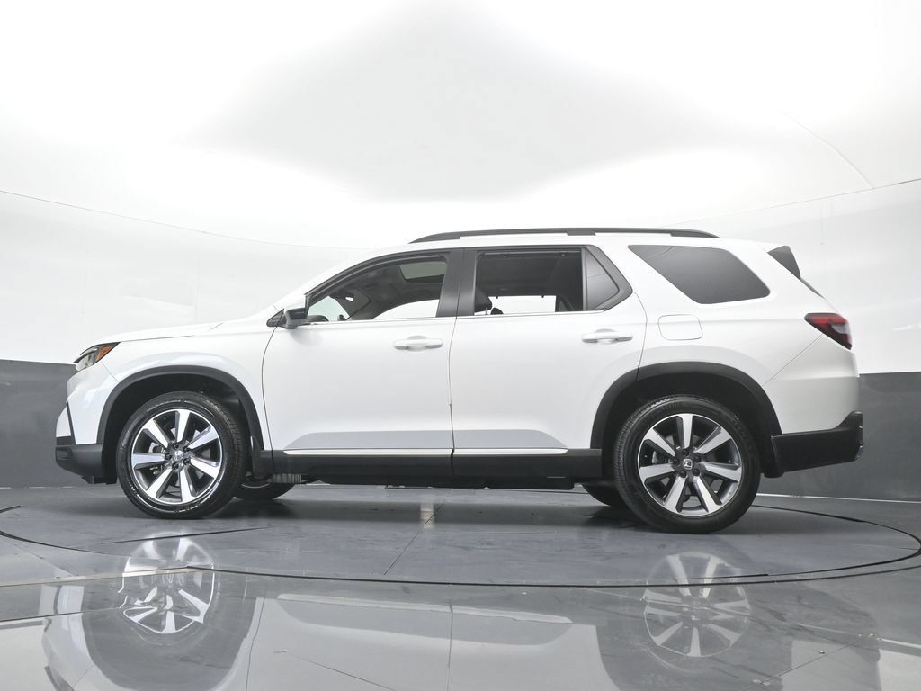 Used 2025 Honda Pilot Touring image 63