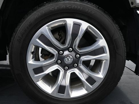 Used 2022 RAM 1500 Limited w/ Off Road Group AWD/4WD image 11