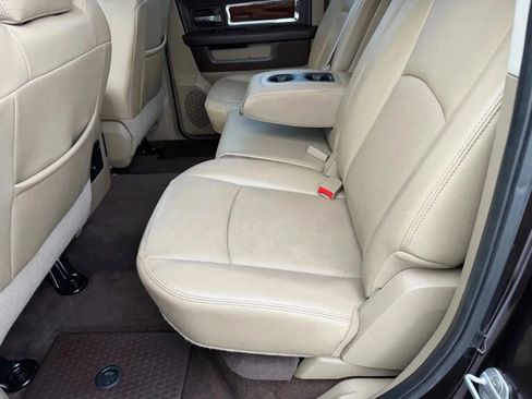 Used 2011 RAM 1500 Laramie image 10