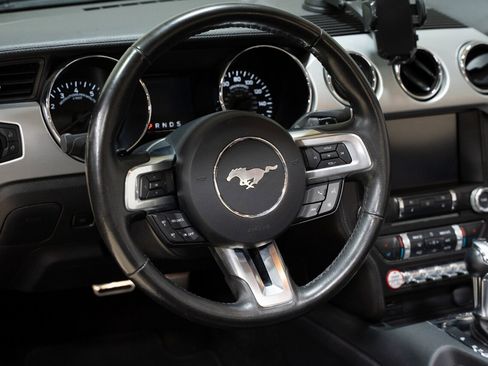 Used 2015 Ford Mustang Premium image 14