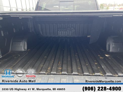 Used 2021 Chevrolet Silverado 1500 High Country image 8