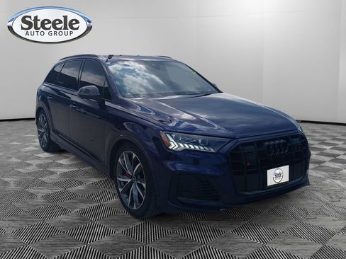 Used 2023 Audi SQ7 Prestige w/ Sport Package image 7
